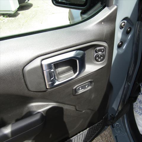new 2025 Jeep Wrangler car, priced at $41,639