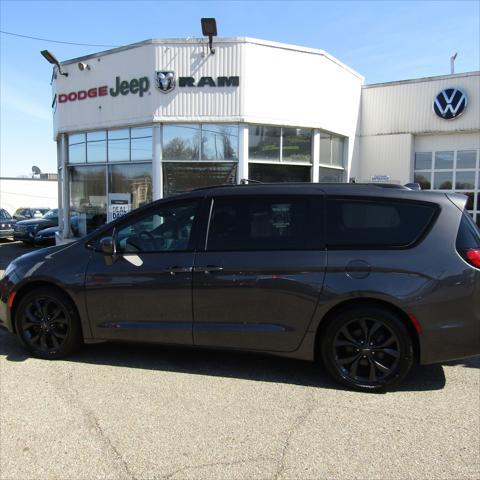 used 2019 Chrysler Pacifica car, priced at $14,998