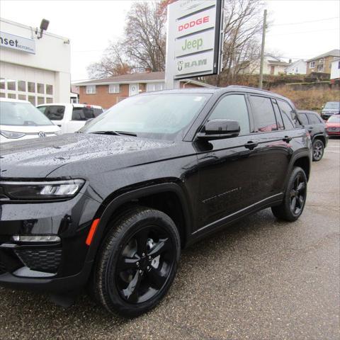 new 2025 Jeep Grand Cherokee car, priced at $50,035