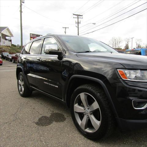 used 2014 Jeep Grand Cherokee car, priced at $13,998