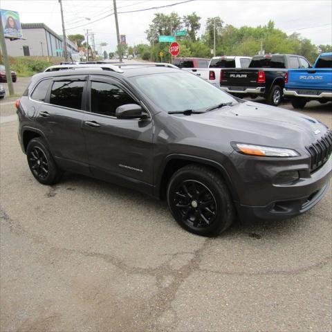 used 2016 Jeep Cherokee car