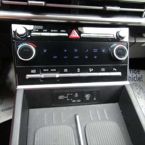 used 2024 Hyundai Santa Fe car, priced at $33,998