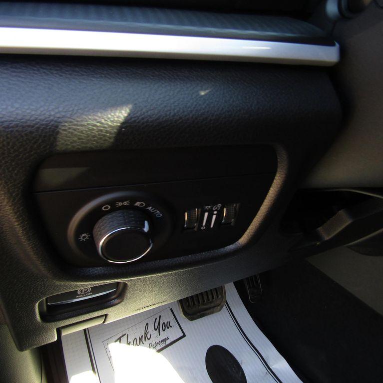 new 2025 Jeep Grand Cherokee car, priced at $33,415