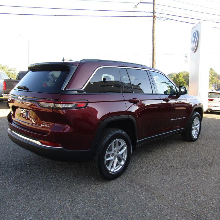 new 2025 Jeep Grand Cherokee car, priced at $33,415