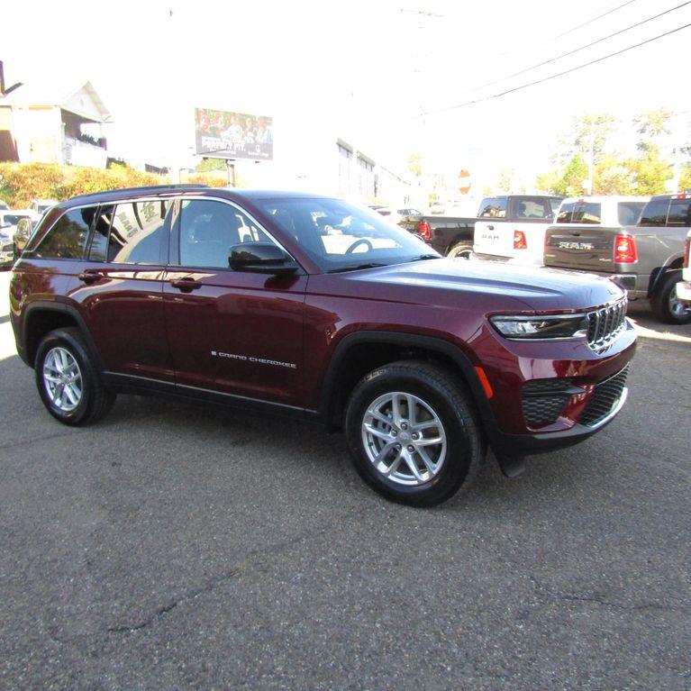 new 2025 Jeep Grand Cherokee car, priced at $33,415