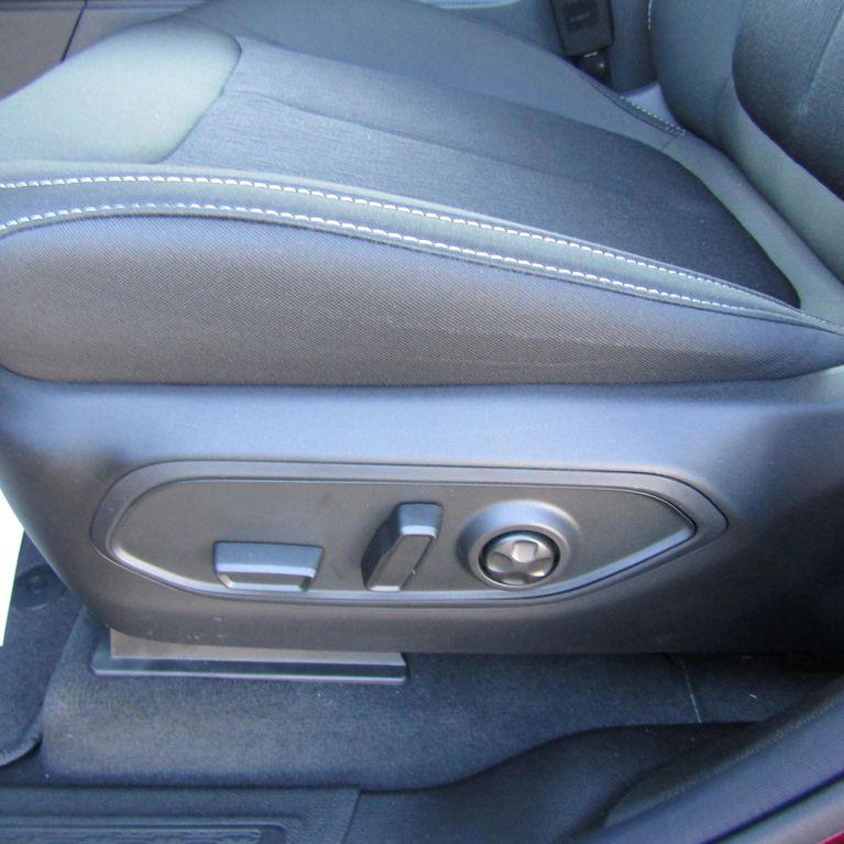 new 2025 Jeep Grand Cherokee car, priced at $33,415