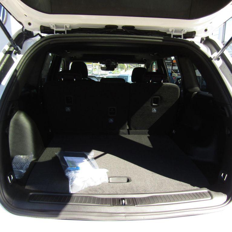 new 2025 Jeep Grand Cherokee car, priced at $32,879