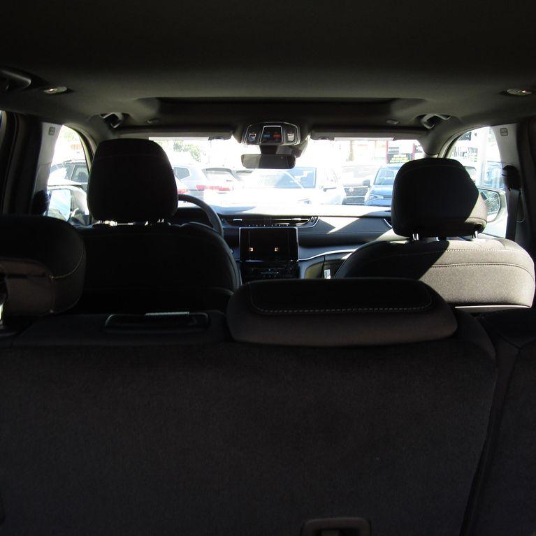 new 2025 Jeep Grand Cherokee car, priced at $32,879