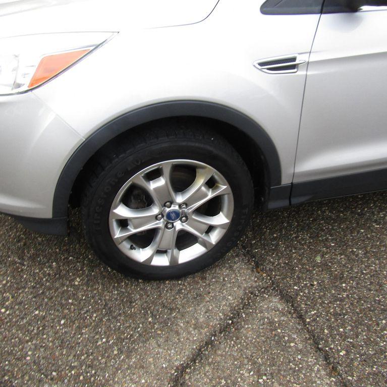 used 2013 Ford Escape car, priced at $7,998