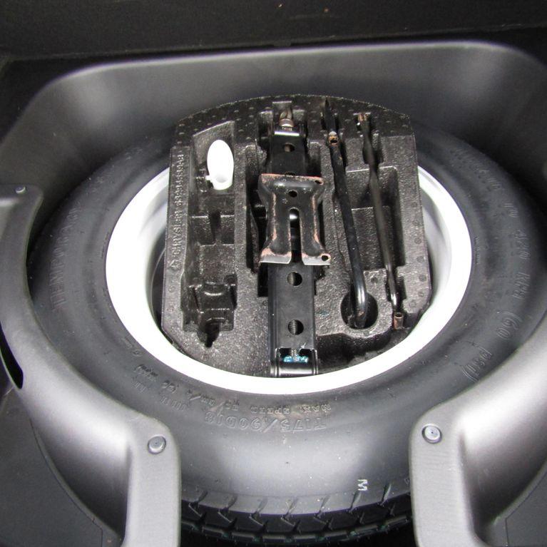 used 2018 Jeep Grand Cherokee car, priced at $19,990