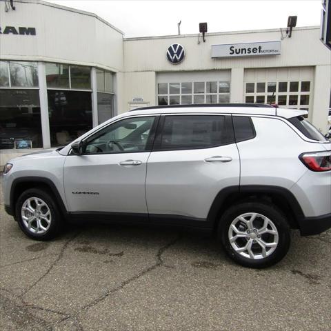 new 2024 Jeep Compass car, priced at $30,727