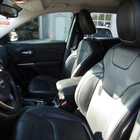 used 2021 Jeep Cherokee car, priced at $17,998