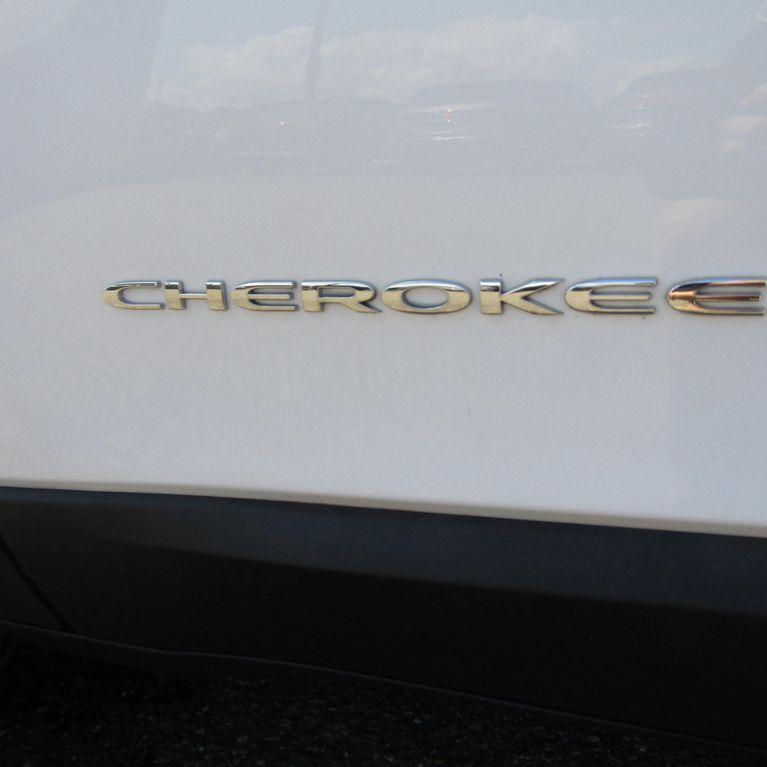 used 2019 Jeep Cherokee car, priced at $18,975