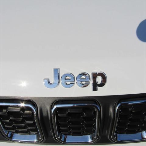 new 2024 Jeep Compass car, priced at $30,179