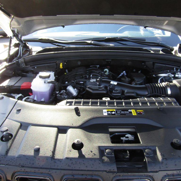 new 2025 Jeep Grand Cherokee car, priced at $36,813