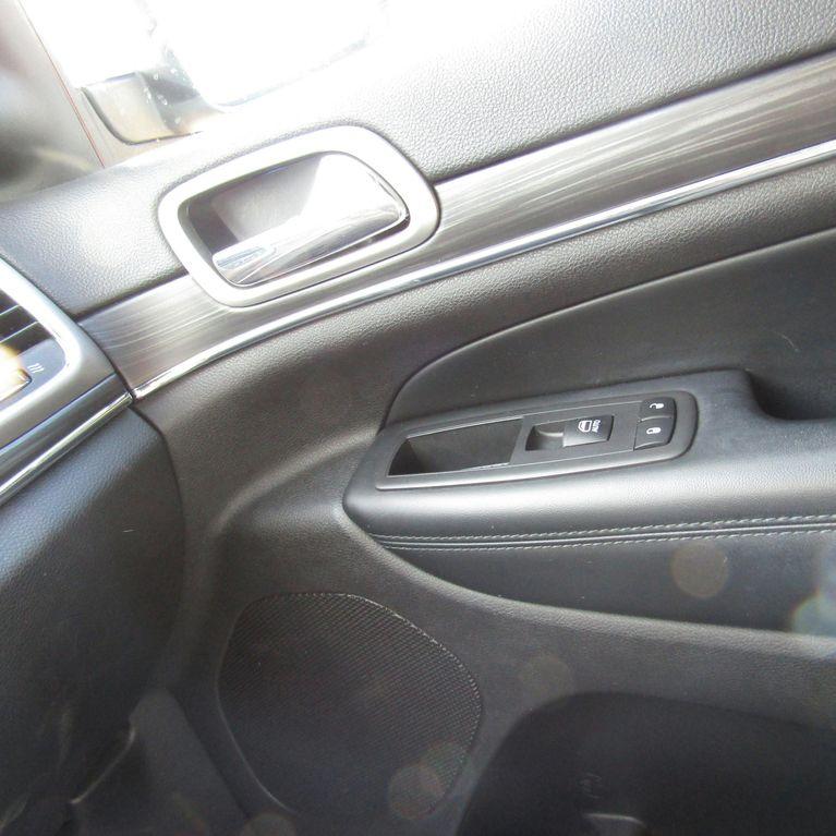 used 2019 Jeep Grand Cherokee car, priced at $19,998