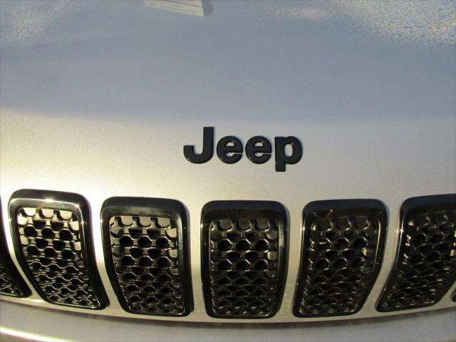 used 2020 Jeep Cherokee car, priced at $17,998