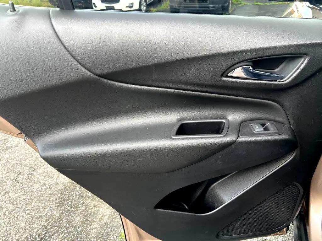 used 2019 Chevrolet Equinox car, priced at $9,995