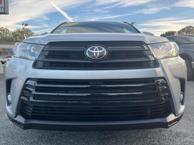 used 2017 Toyota Highlander car, priced at $17,995