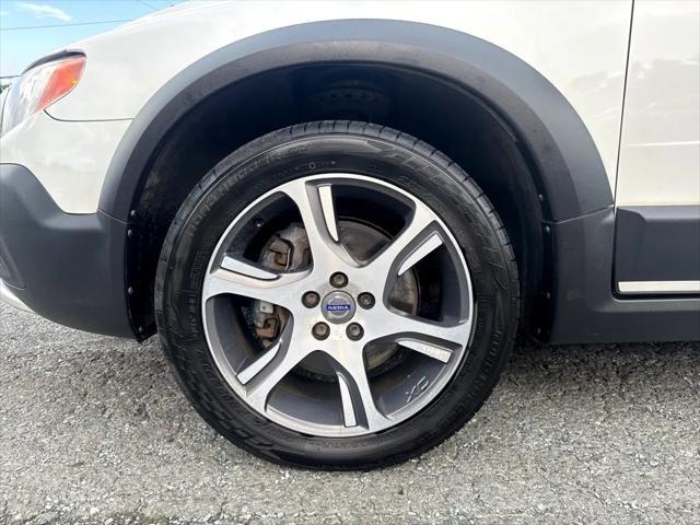 used 2015 Volvo XC70 car, priced at $11,795