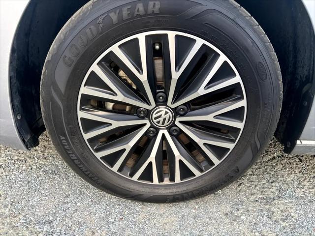used 2021 Volkswagen Jetta car, priced at $14,295