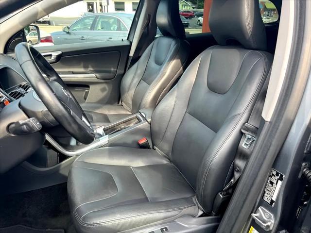 used 2016 Volvo XC60 car, priced at $10,895