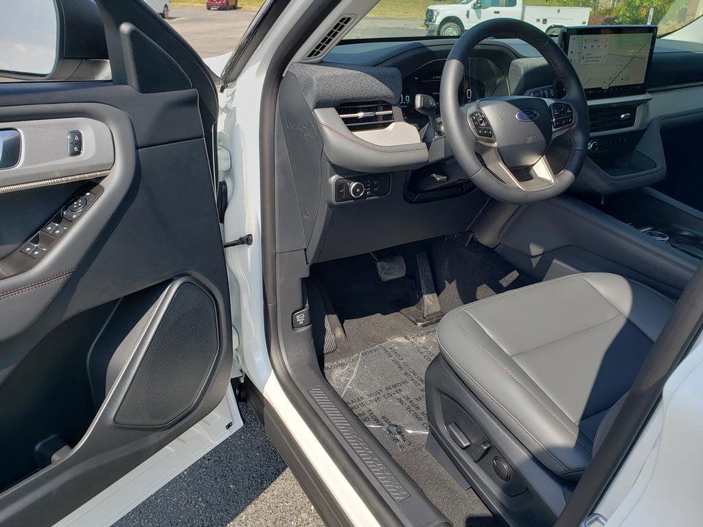 new 2025 Ford Explorer car, priced at $46,810