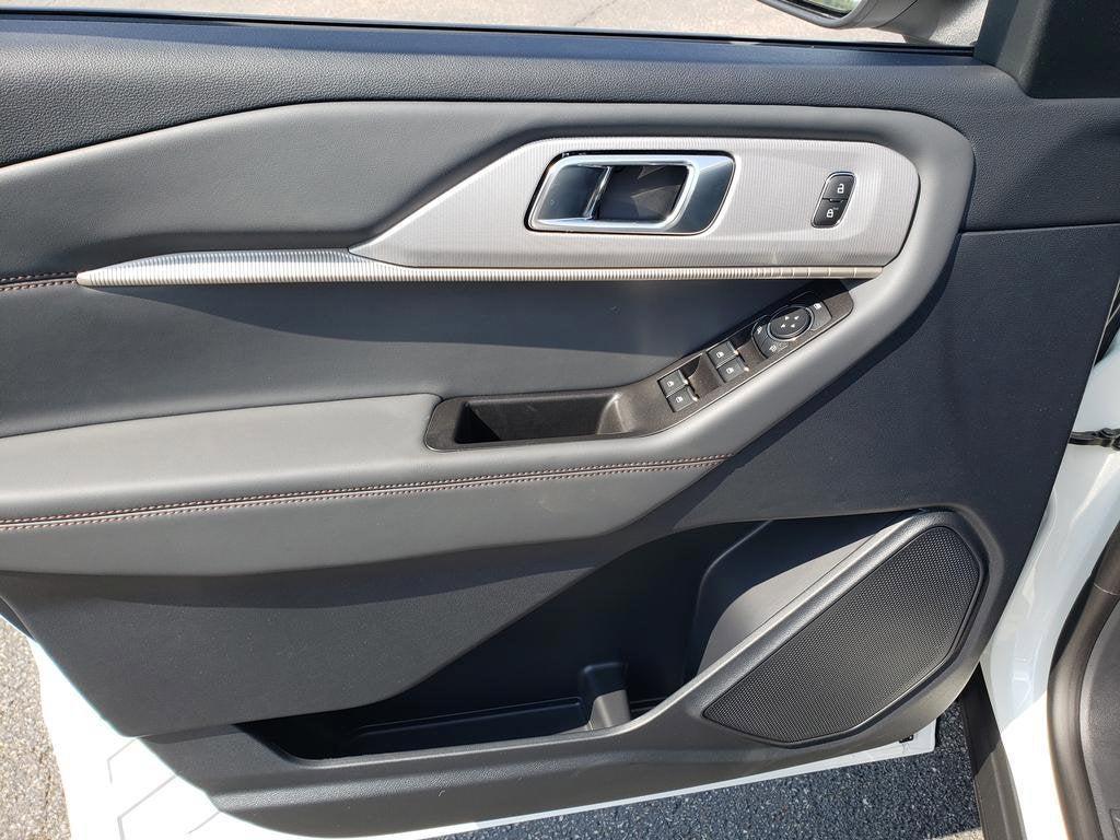 new 2025 Ford Explorer car, priced at $46,810