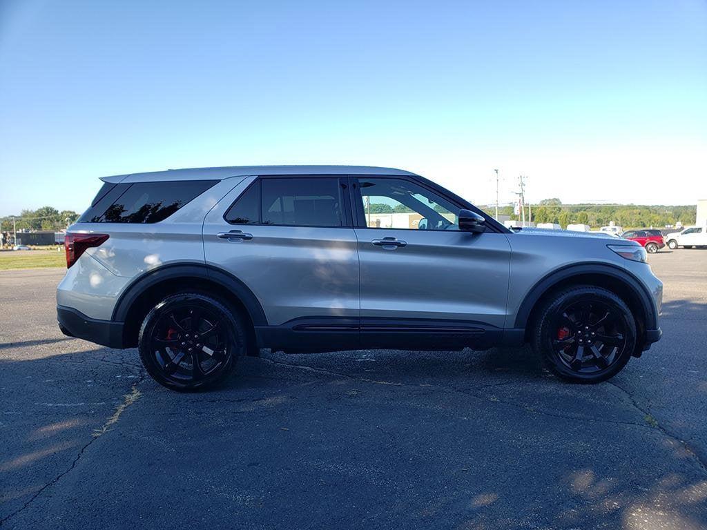 used 2021 Ford Explorer car, priced at $29,594