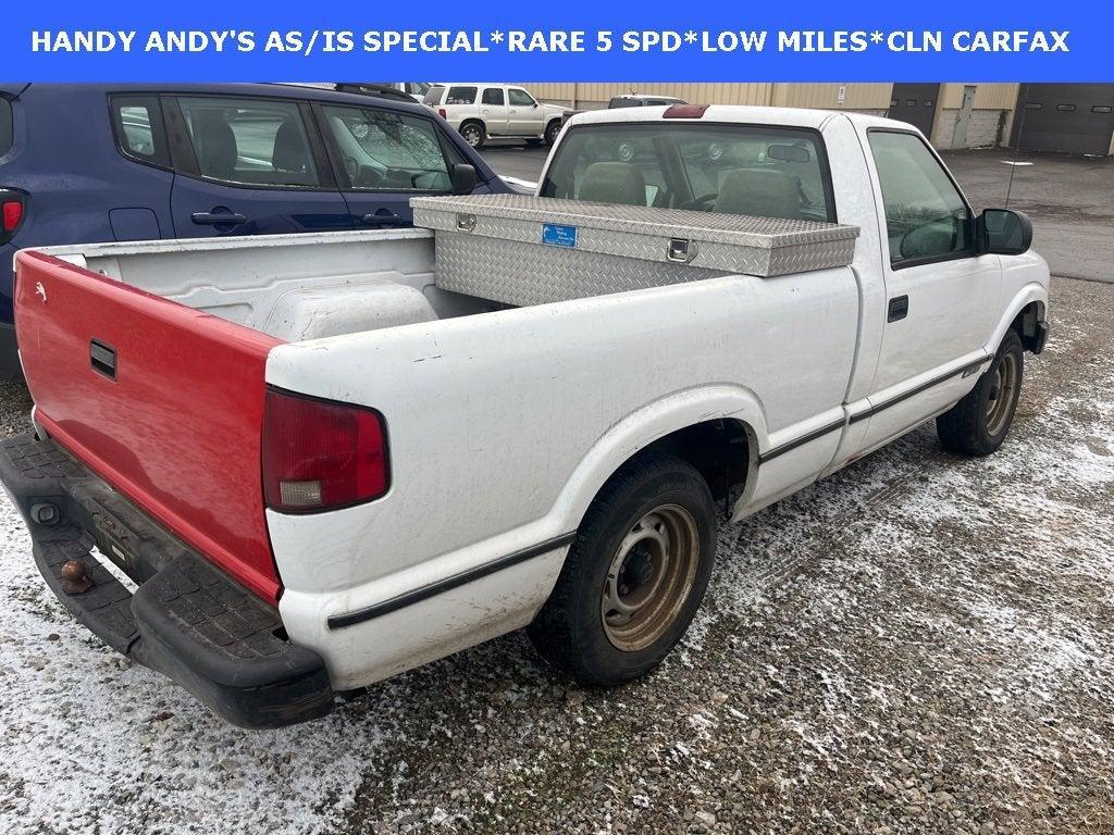 used 2002 Chevrolet S-10 car, priced at $3,994
