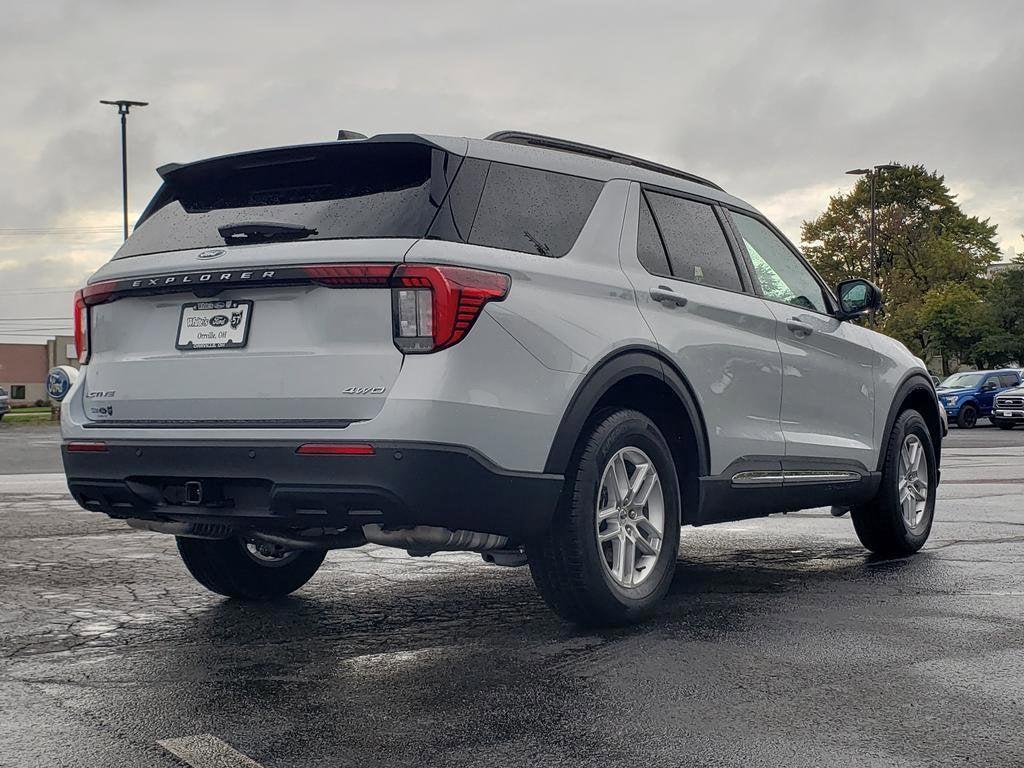new 2025 Ford Explorer car, priced at $41,300