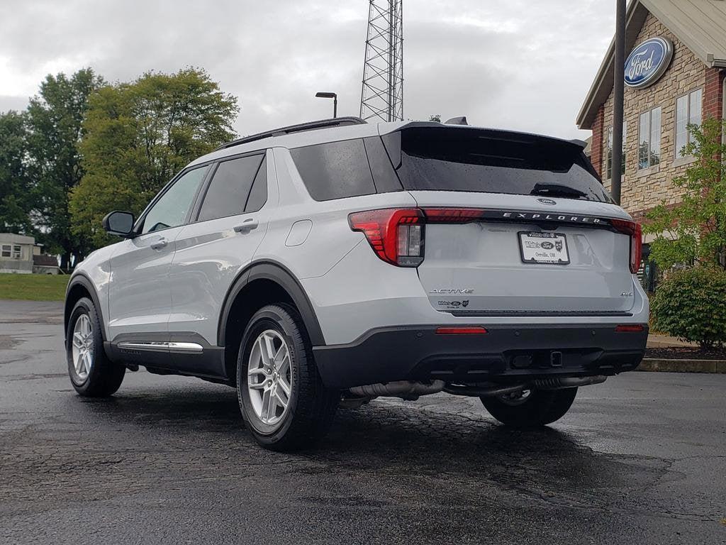 new 2025 Ford Explorer car, priced at $41,300