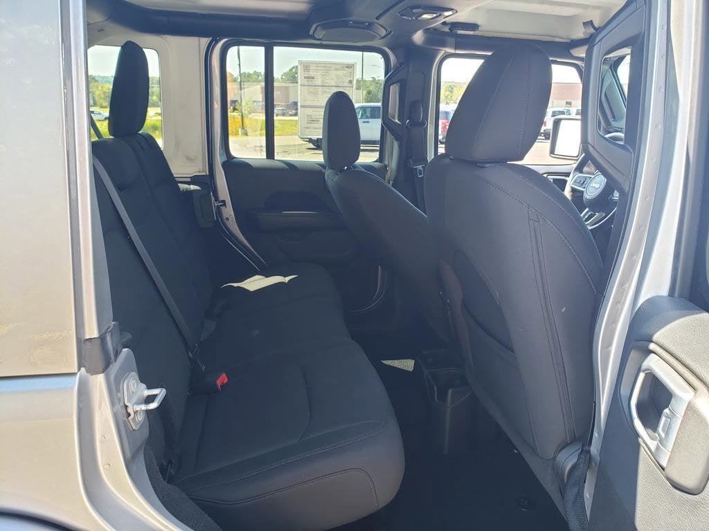 used 2018 Jeep Wrangler Unlimited car, priced at $21,692