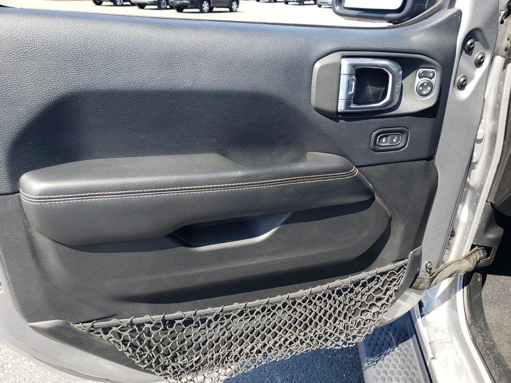 used 2018 Jeep Wrangler Unlimited car, priced at $21,692