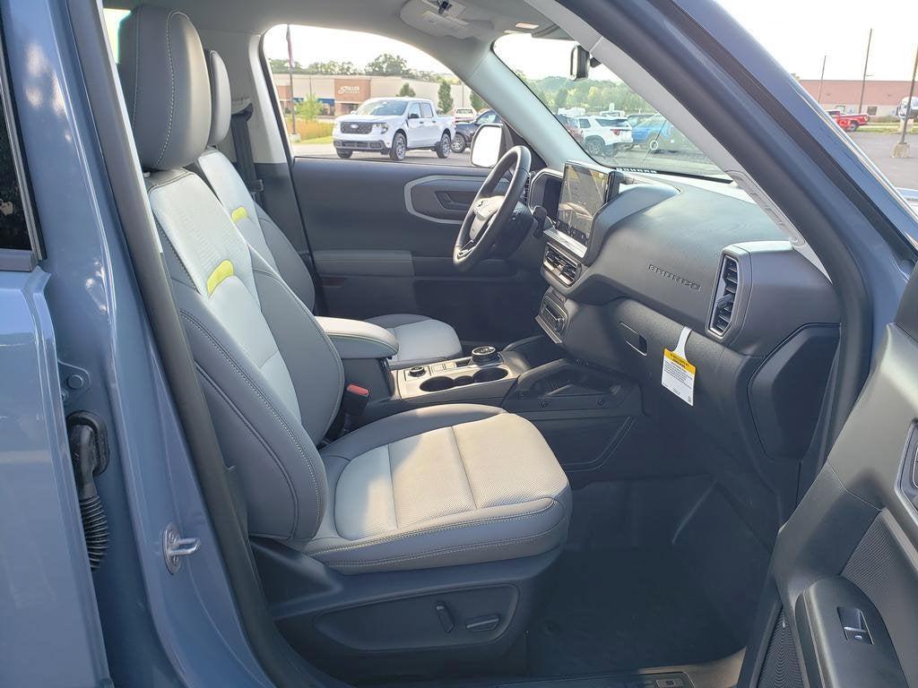 new 2025 Ford Bronco Sport car, priced at $44,000