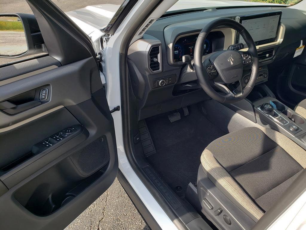 new 2025 Ford Bronco Sport car, priced at $36,100