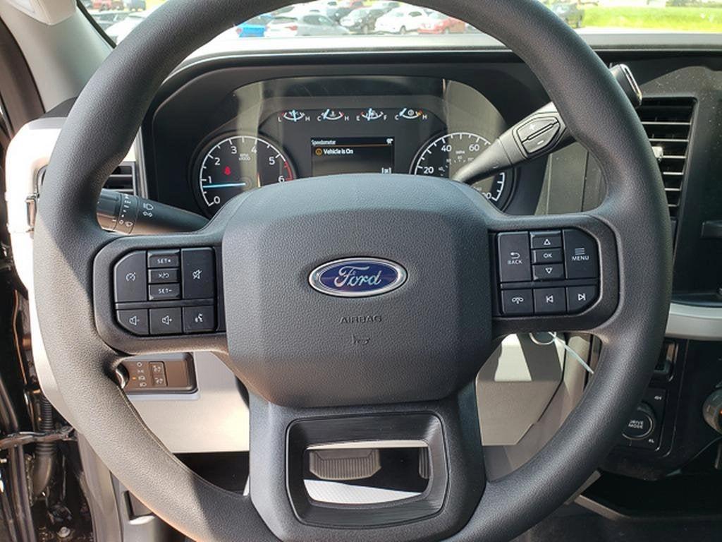 new 2025 Ford F-350 car, priced at $60,475