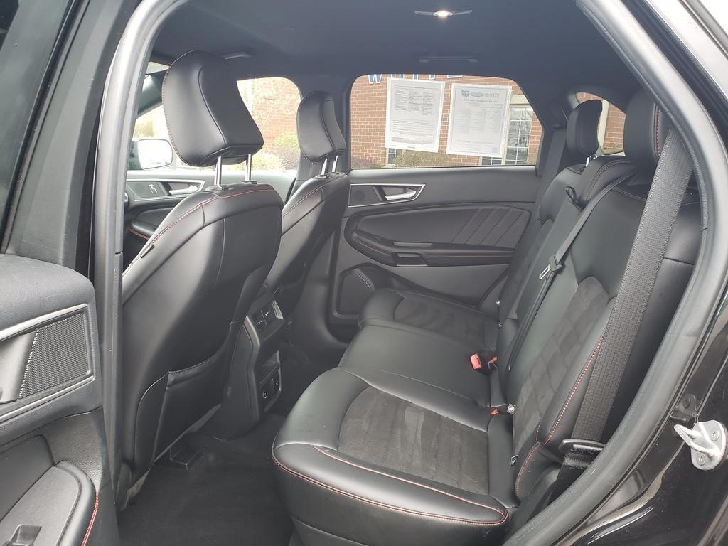 used 2022 Ford Edge car, priced at $29,900