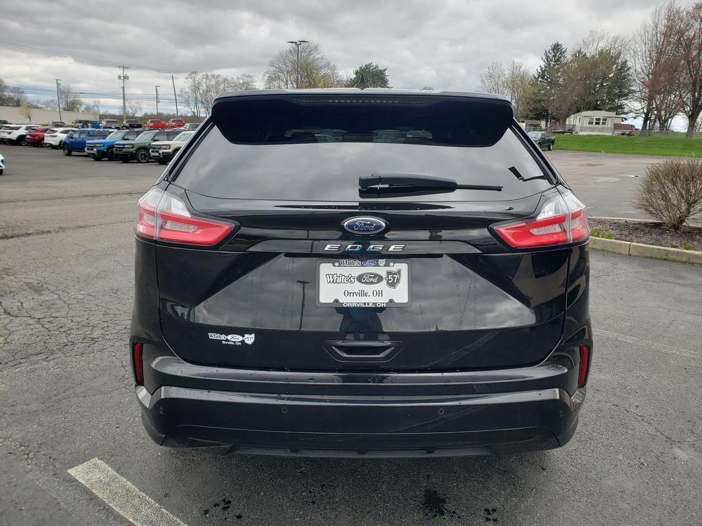 used 2022 Ford Edge car, priced at $29,900