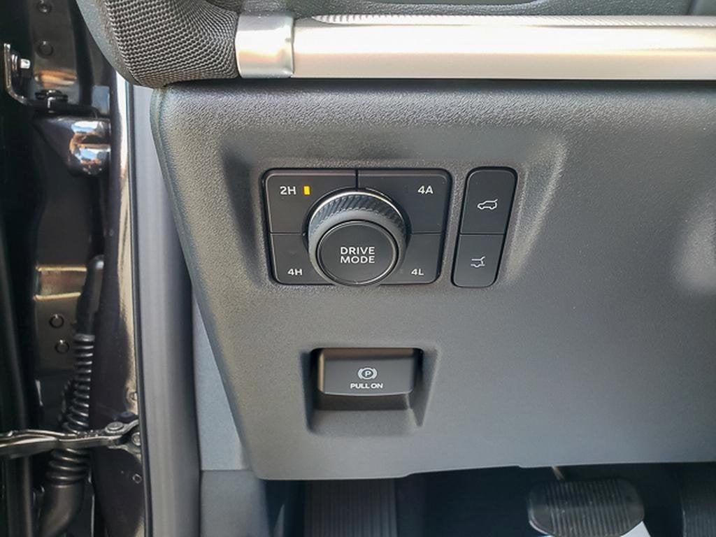 new 2025 Ford Expedition car, priced at $69,600