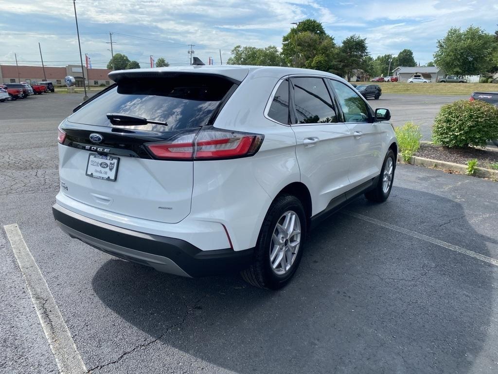 used 2024 Ford Edge car, priced at $34,000