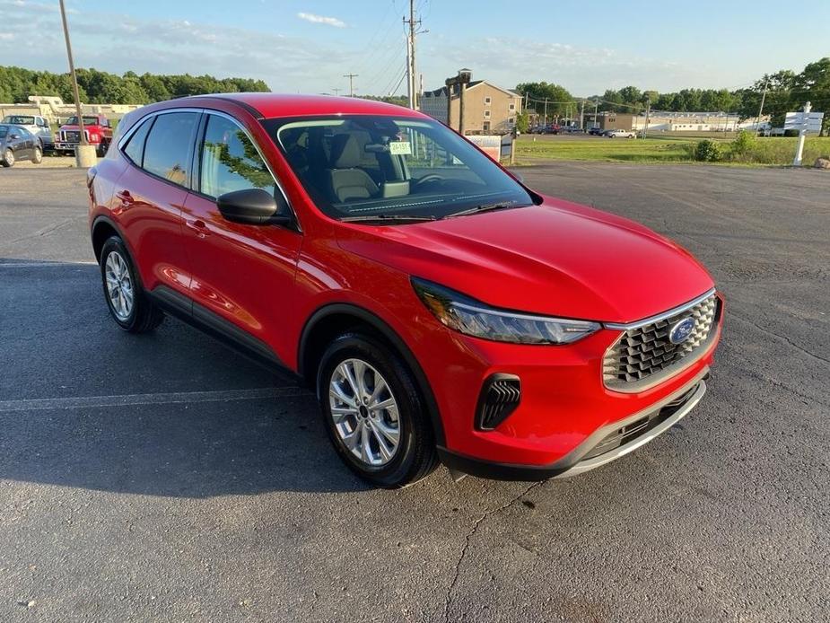 new 2024 Ford Escape car, priced at $30,000