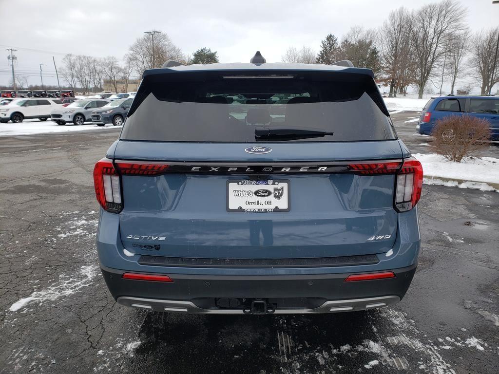 new 2025 Ford Explorer car, priced at $48,739