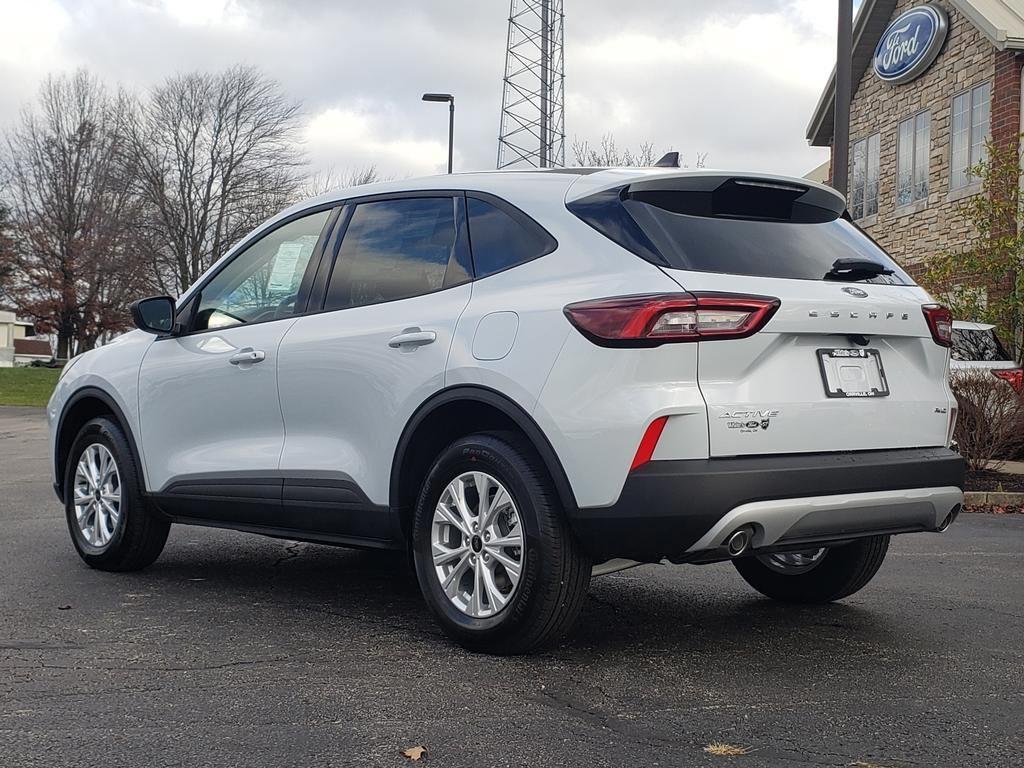 new 2025 Ford Escape car, priced at $27,453