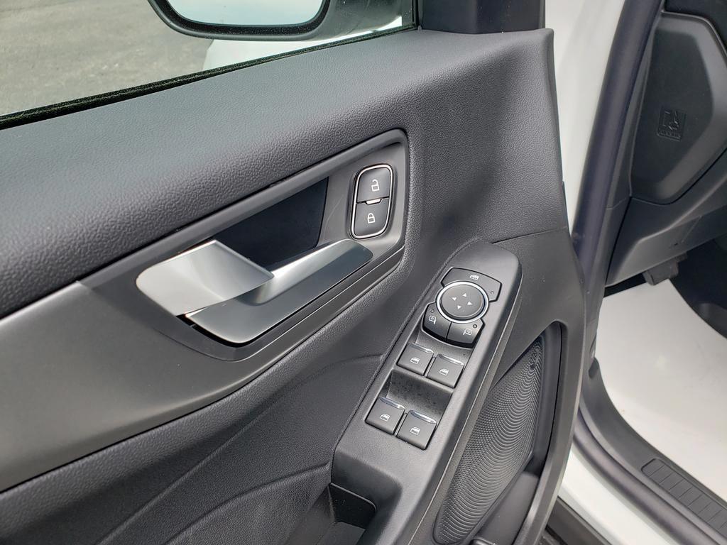 new 2025 Ford Escape car, priced at $33,274