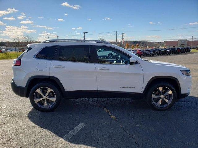 used 2020 Jeep Cherokee car, priced at $18,393