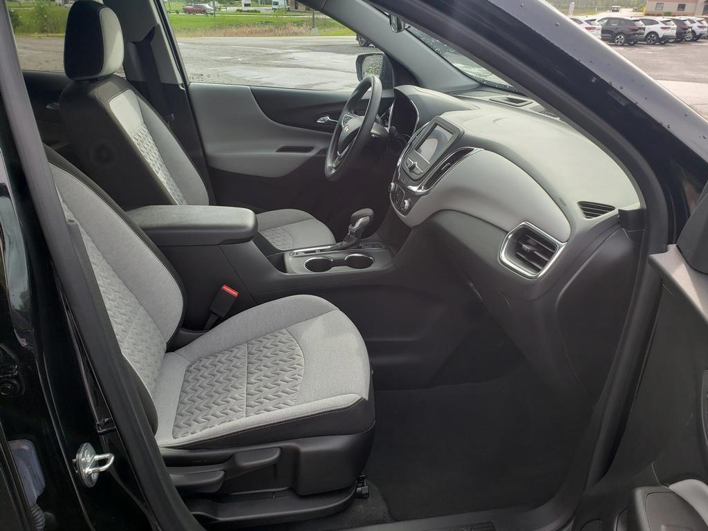used 2023 Chevrolet Equinox car, priced at $22,459