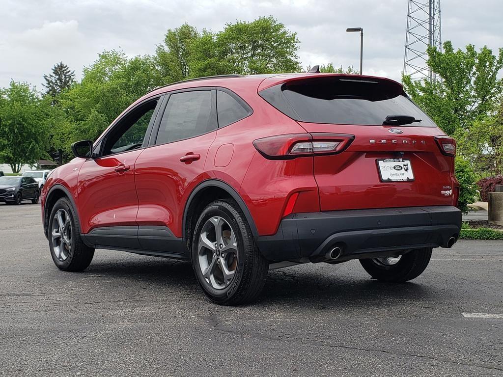 new 2025 Ford Escape car, priced at $31,292