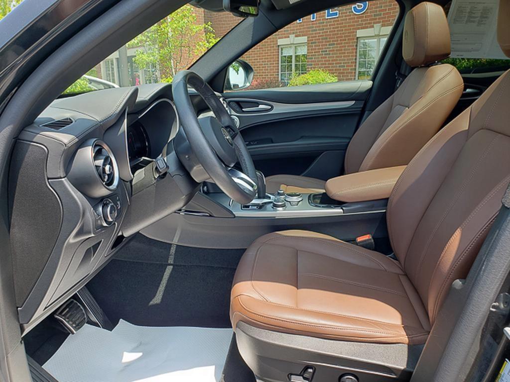 used 2024 Alfa Romeo Stelvio car, priced at $39,900