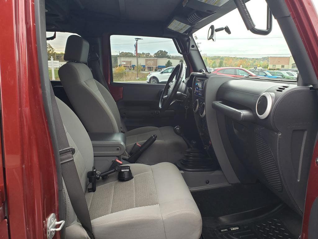 used 2009 Jeep Wrangler Unlimited car, priced at $7,994